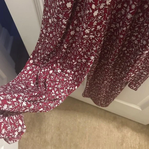 Kaileigh Burgundy Floral Jumpsuit Sz SM - Picture 5 of 6